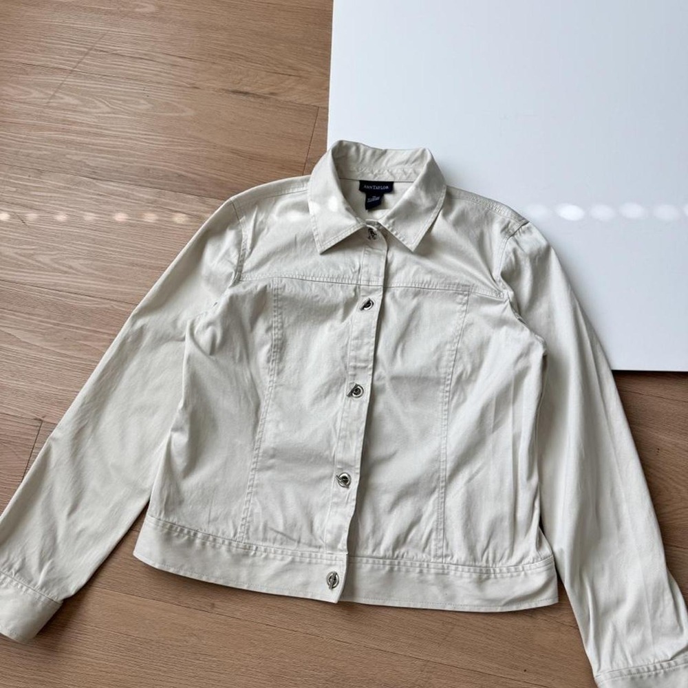Ann Taylor Women Cream Cotton Blend Button Down Jacket Size Medium Off White - Picture 3 of 6